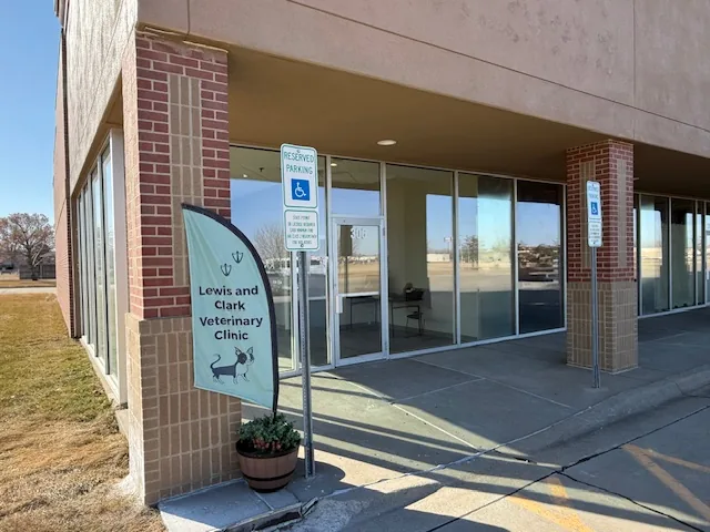 Lewis & Clark Veterinary Clinic in Vermillion, SD &mdash; quiet, neighborhood-feel exterior